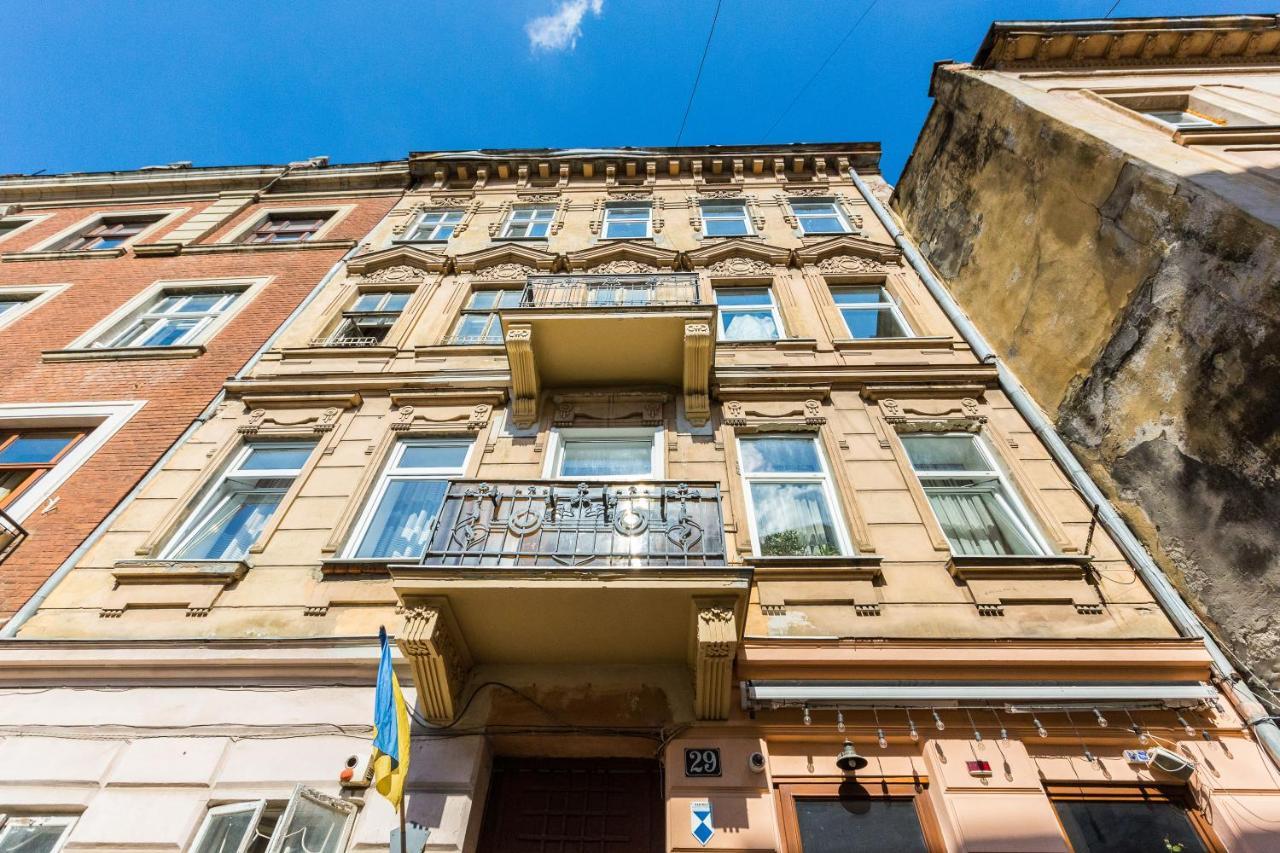 Квартира Подобово На Площі Ринок 39 Lviv Buitenkant foto